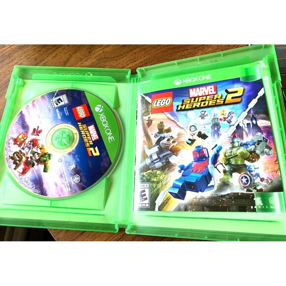 Lego Marvel Super Heros 2 XBox One Video Game with case - Picture 2 of 4